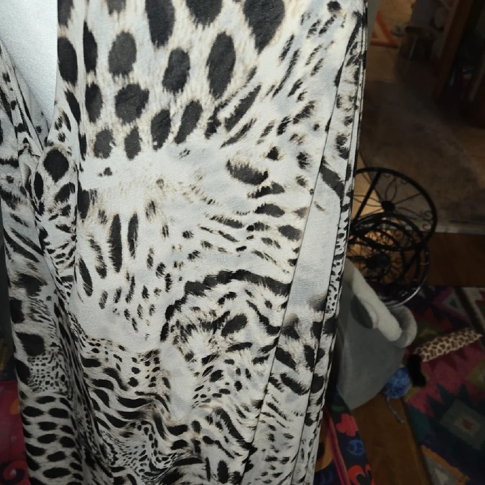 NWOT Jennifer Lopez Asymmetrical Leopard Print Dress - Black and White - Picture 4 of 7